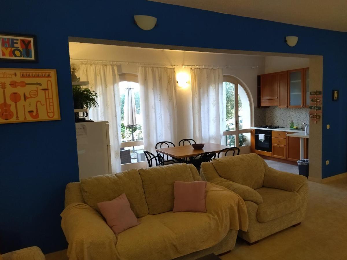 Holiday Home With Free Parking By The Beach 브렐라 외부 사진