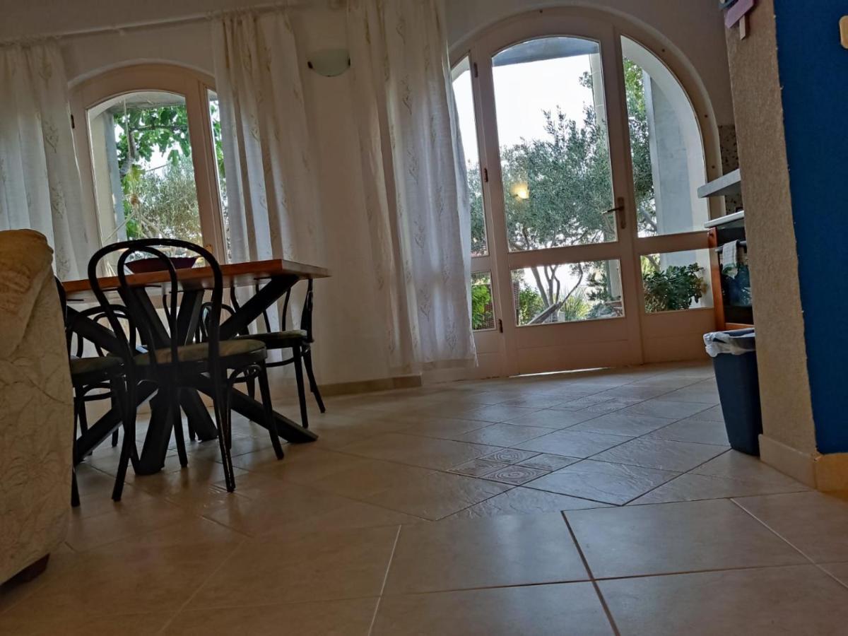 Holiday Home With Free Parking By The Beach 브렐라 외부 사진